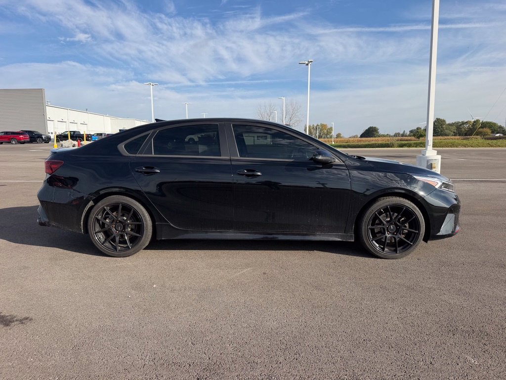 Used 2023 Black Kia GT image 5