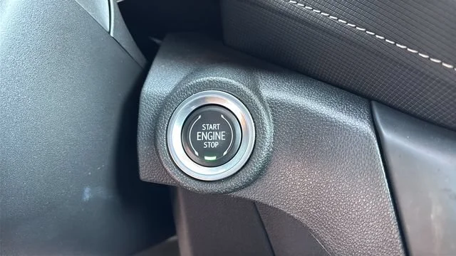 Used 2021 MIDNIGHT BLUE METALLIC Chevrolet ACTIV image 28