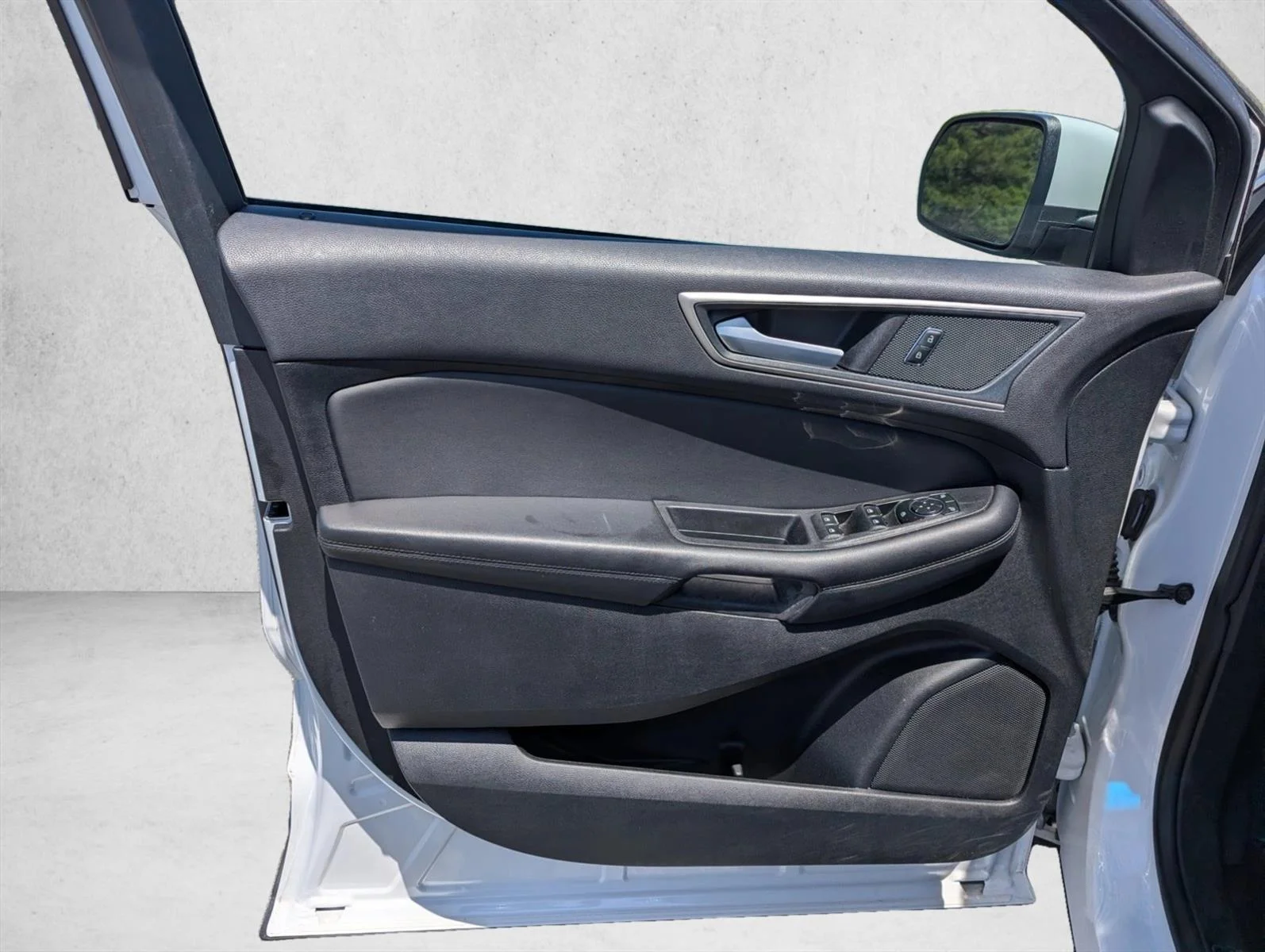 Used 2024 Oxford White Ford SEL image 20