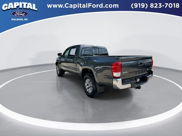 Used 2016 Gray Toyota SR5 image 6