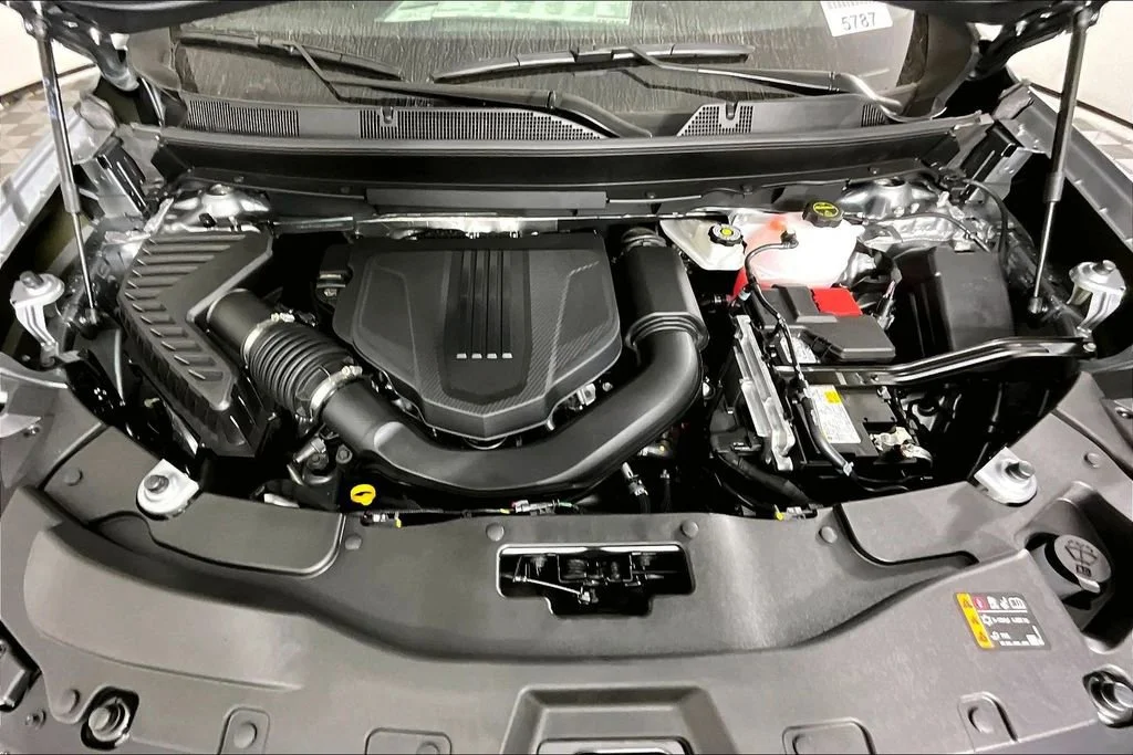 New 2026 Sterling Metallic GMC Elevation image 2