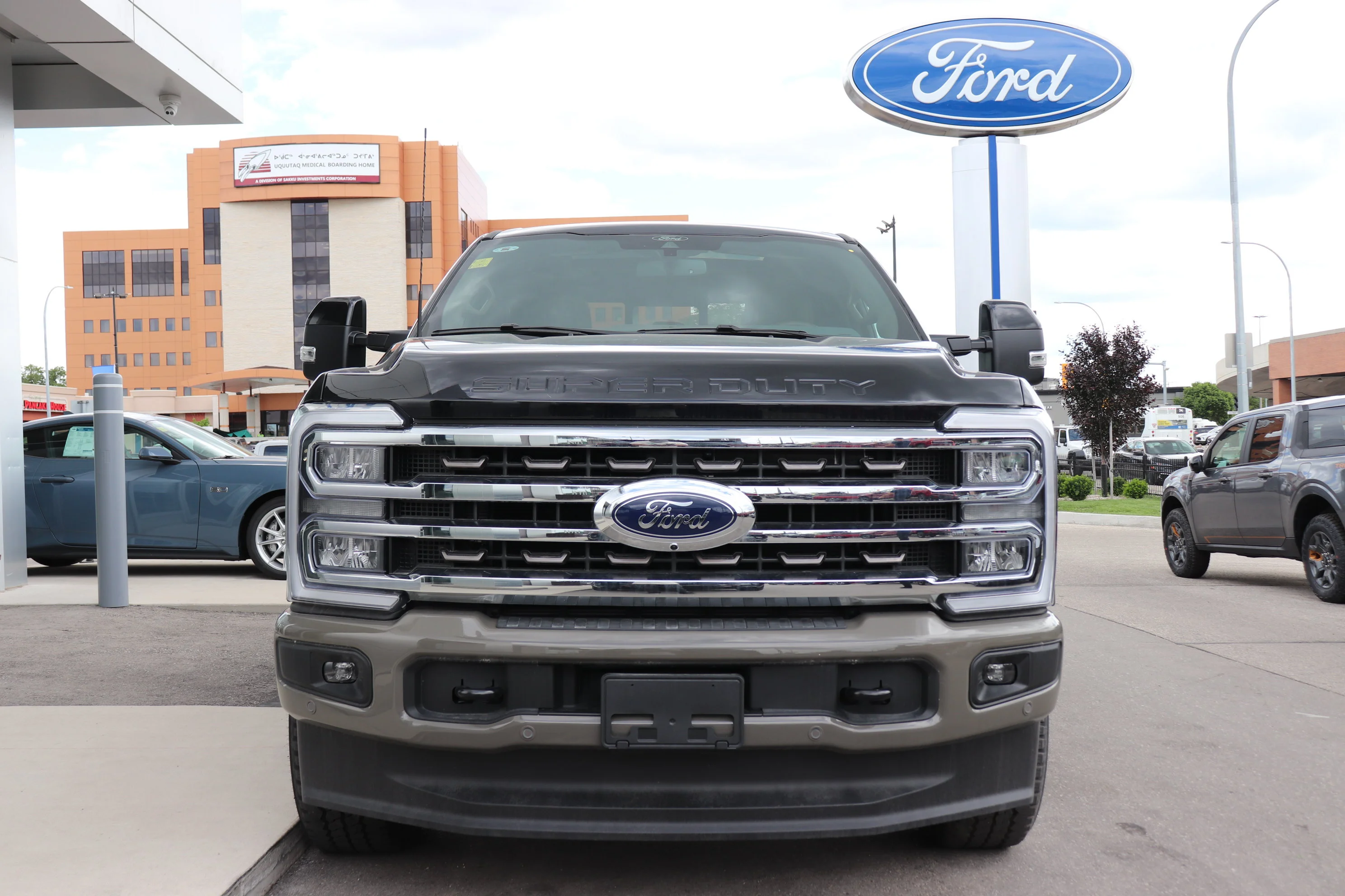 New 2026 AGATE BLACK METALLIC Ford King Ranch image 2
