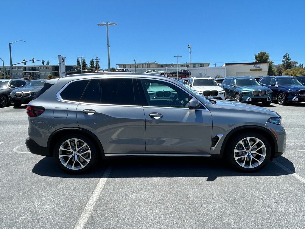 2026 BMW X5 50e - Photo 6