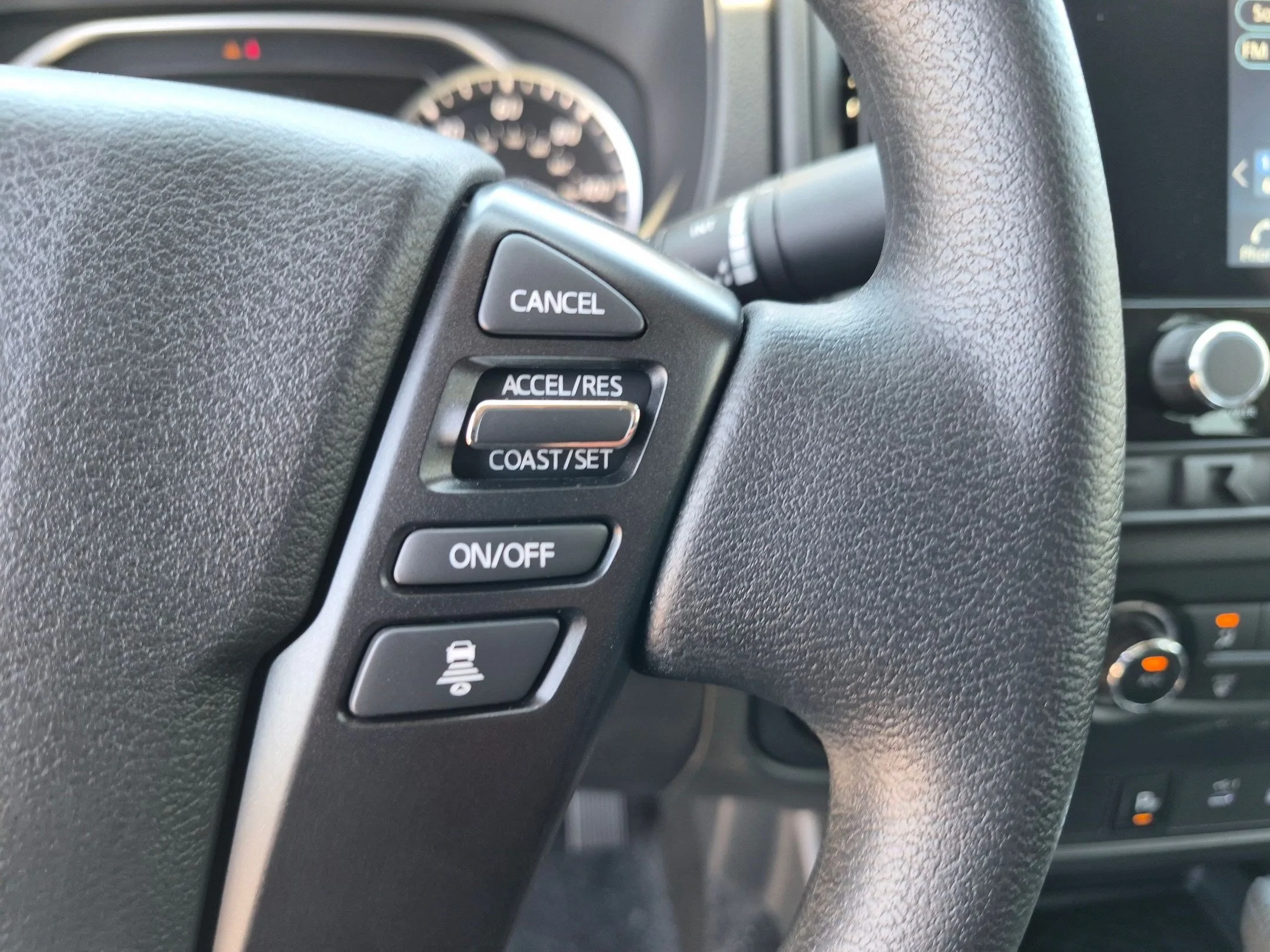 New 2026 Glacier White Nissan Crew Cab S image 15