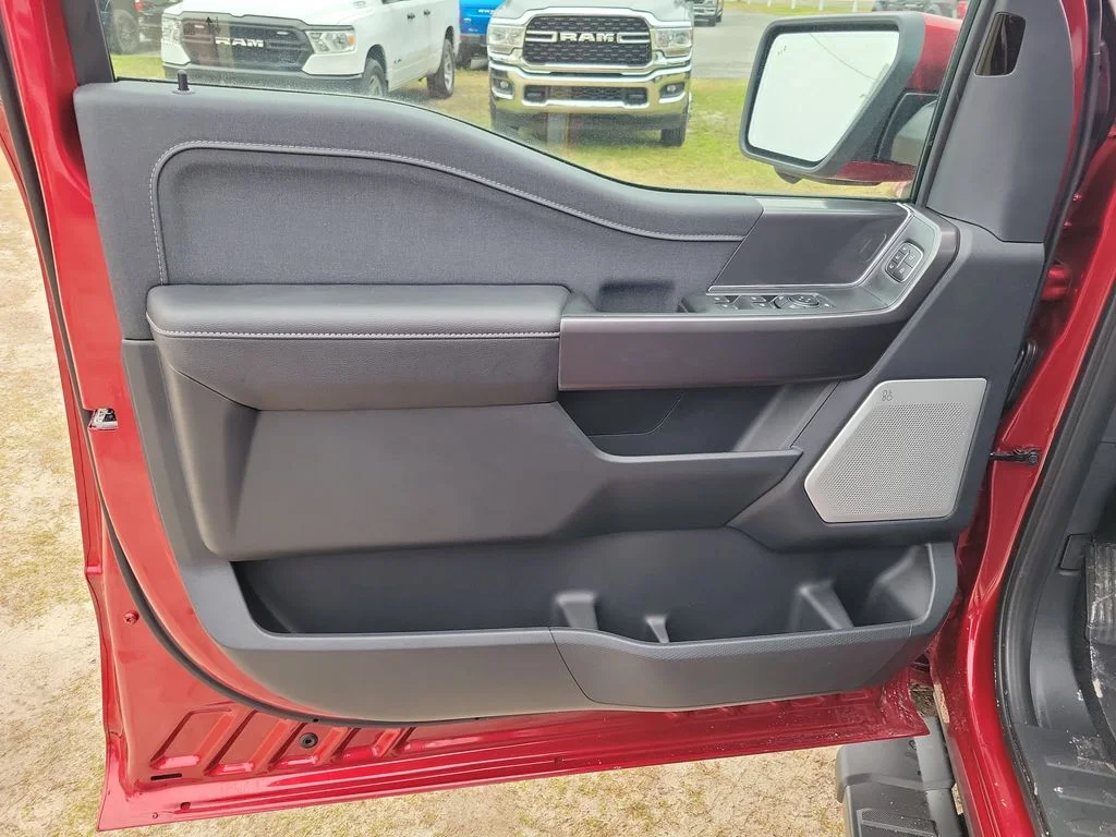 New 2026 Ruby Red Metallic Tinted Clearcoat Ford Lariat® image 6