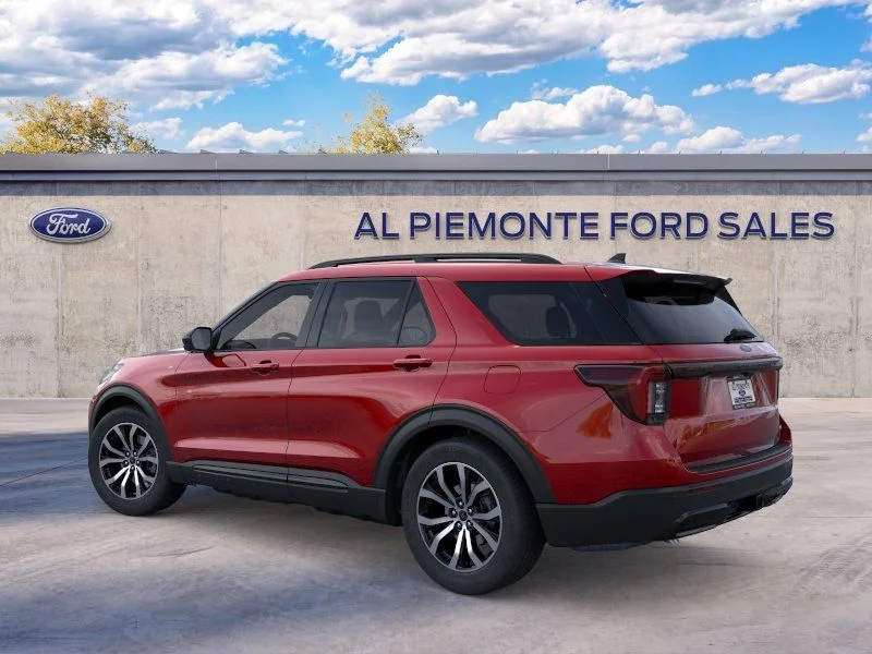 New 2026 Rapid Red Metallic Tinted Clearcoat Ford ST-Line image 35