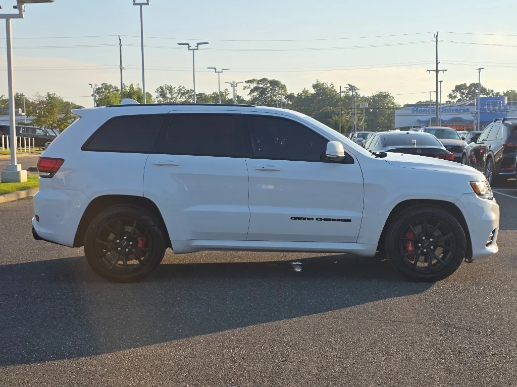 Used 2019 Bright White Clearcoat Jeep SRT image 18