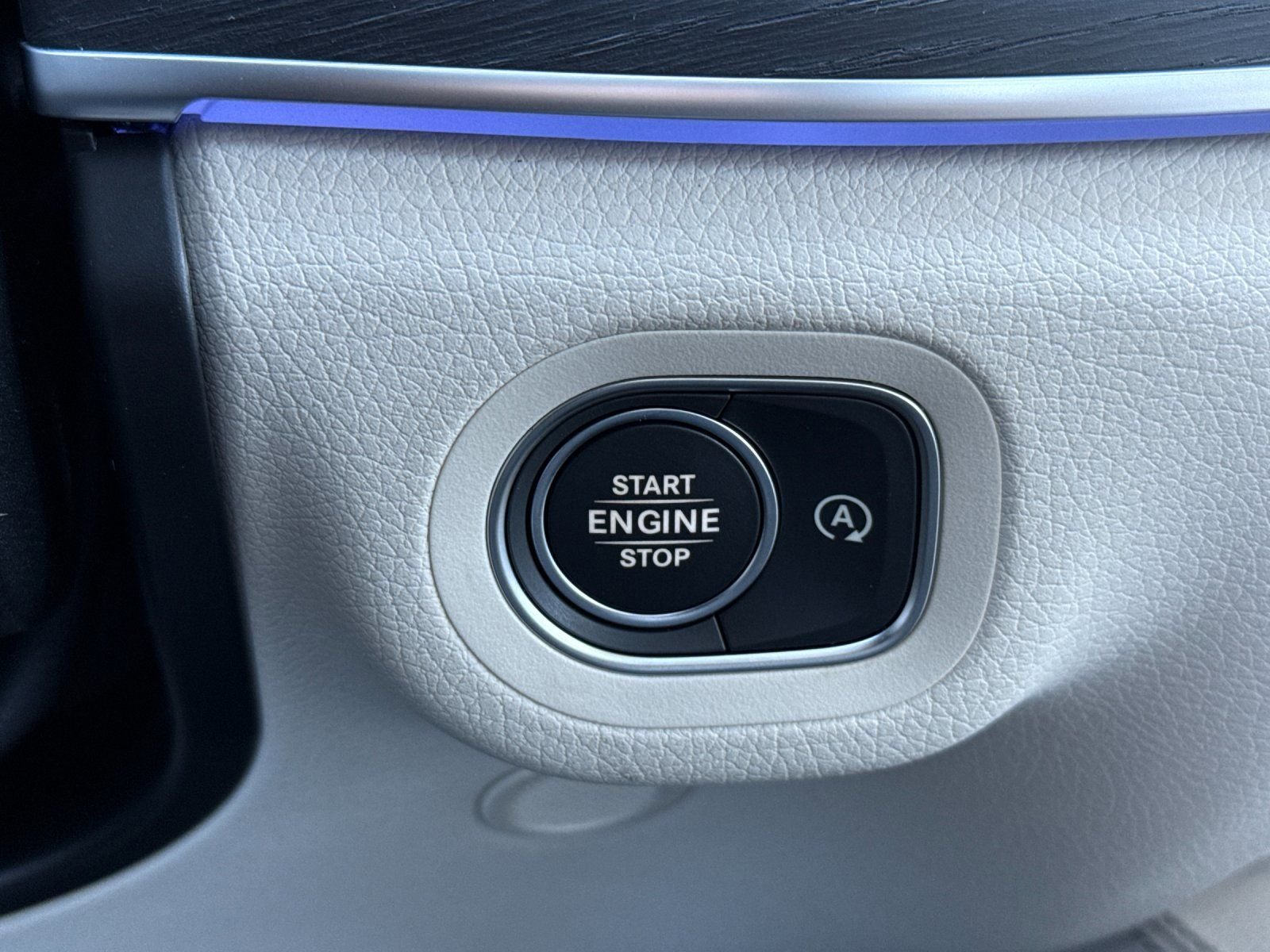 New 2026 Twilight Blue Metallic Mercedes-Benz 450 image 25
