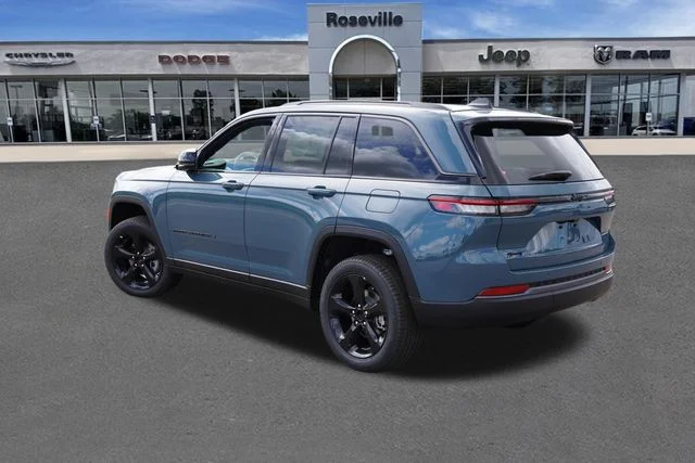 New 2026 Steel Blue Exterior Paint Jeep Limited image 5