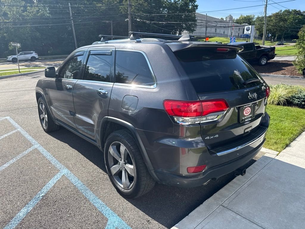 Used 2014 Gray Jeep Limited image 4