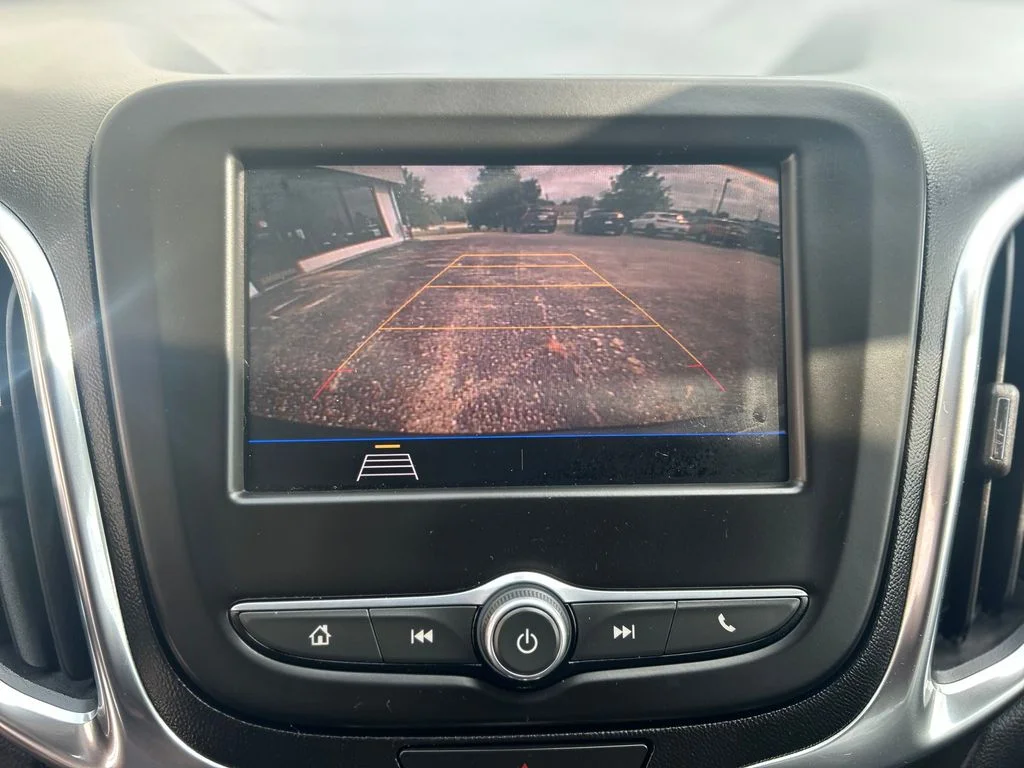 Used 2021 Gray Chevrolet LT image 15