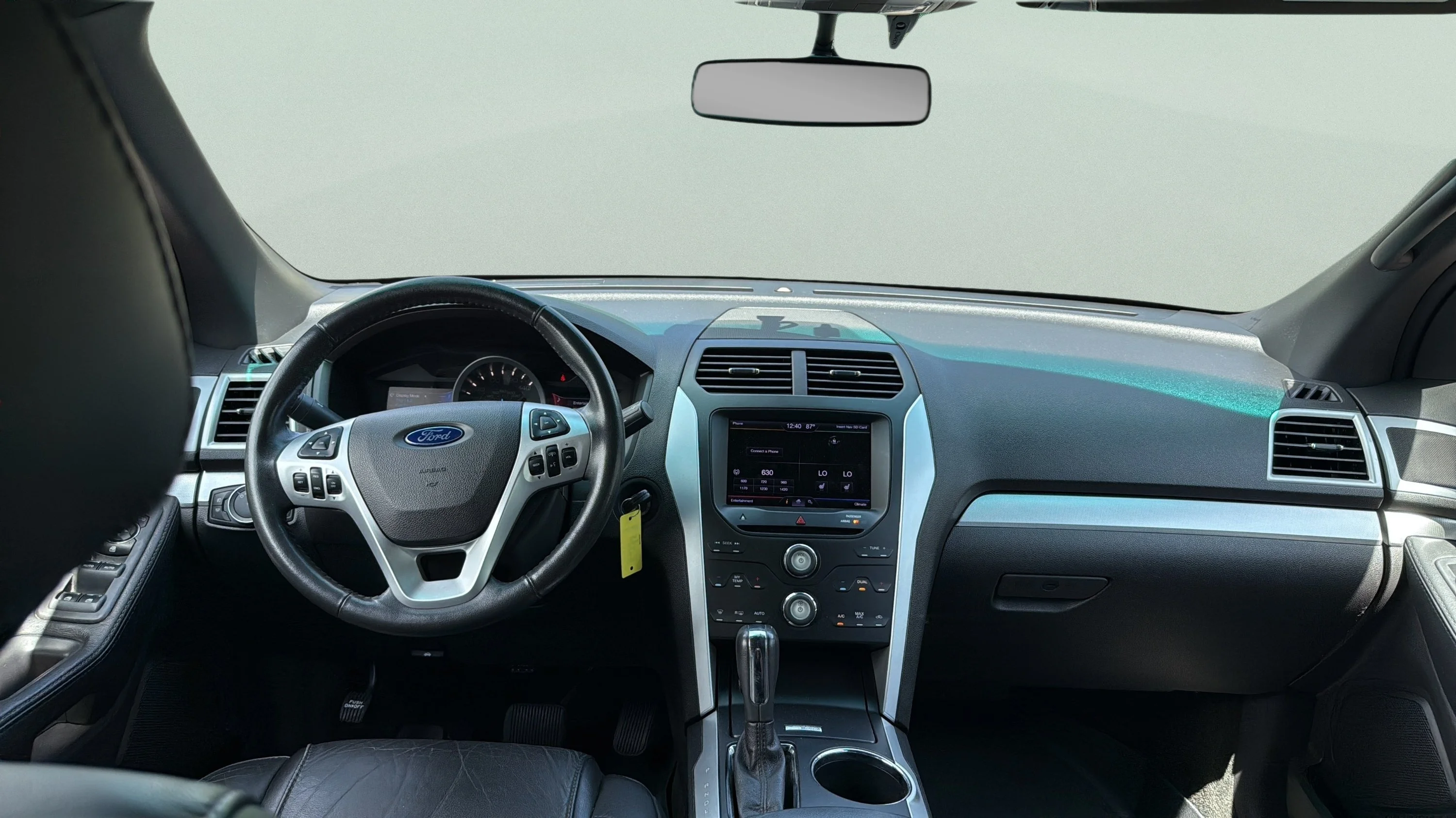 Used 2013 Blue Ford XLT image 9