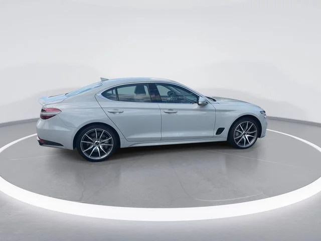 Used 2025 Gray Genesis 2.5T image 9