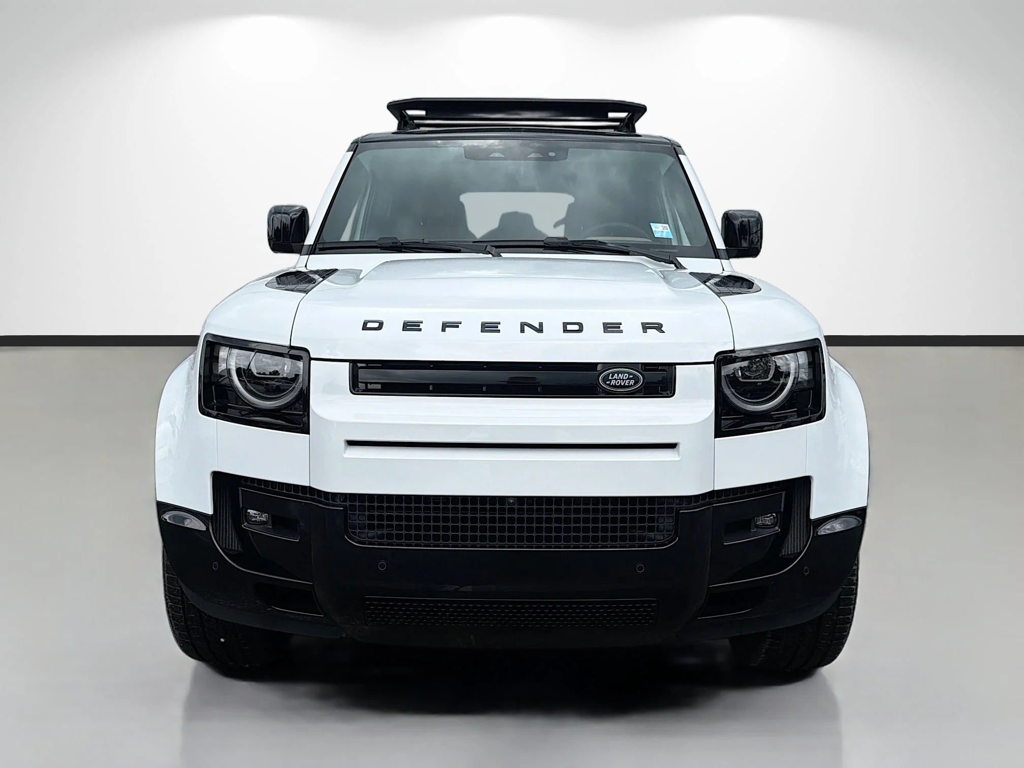 New 2026 Fuji White Land Rover X-Dynamic SE image 8
