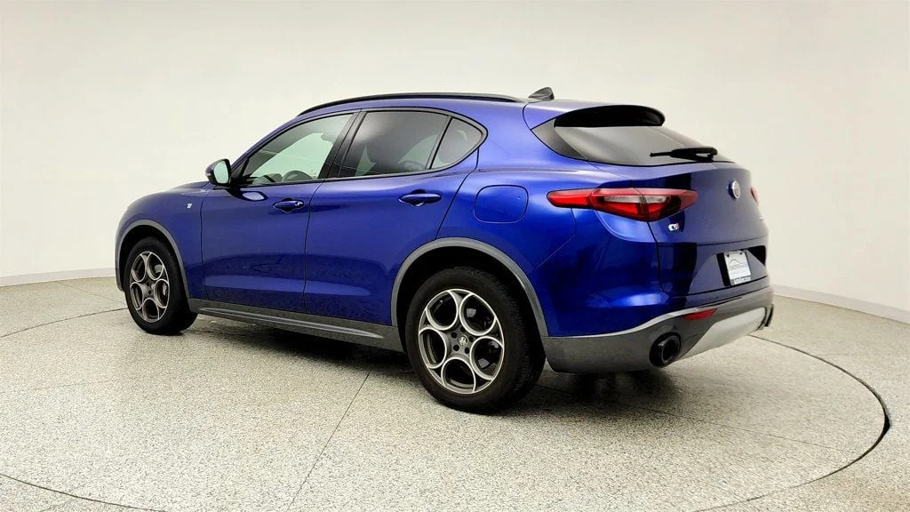 Used 2022 Anodized Blue Metallic Alfa Romeo Ti AWD image 7