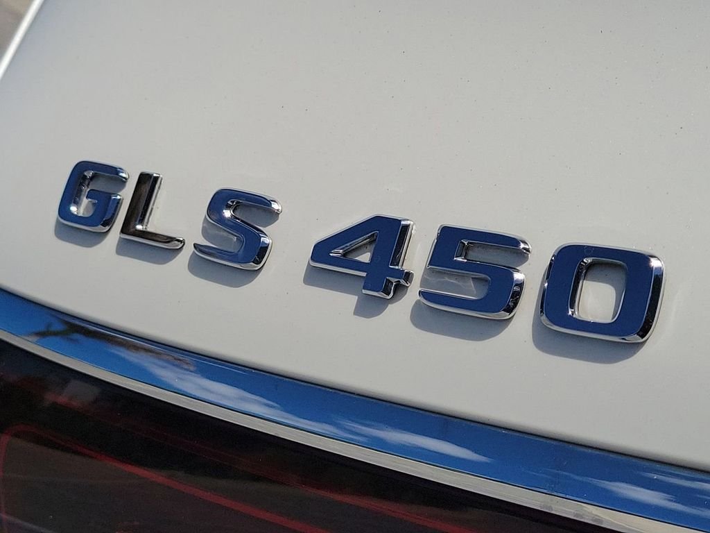 Used 2022  Mercedes-Benz GLS 450 image 10