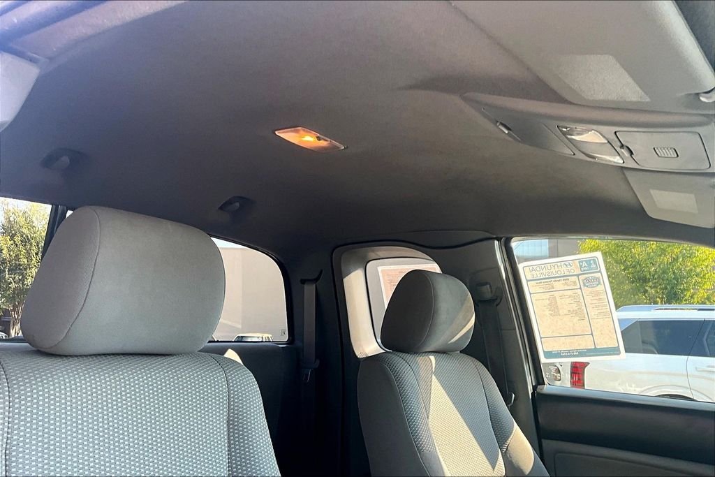 Used 2005 Beige Toyota Base image 20