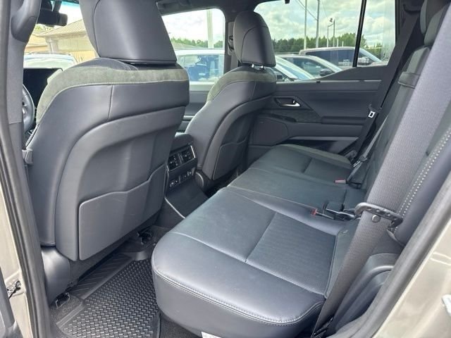 Used 2025 Silver Lexus 550 Overtrail+ image 10