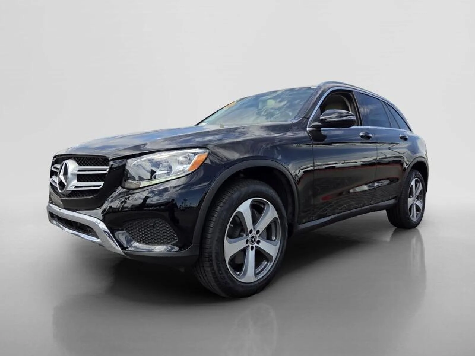 Used 2018 Black Mercedes-Benz GLC 300 image 8