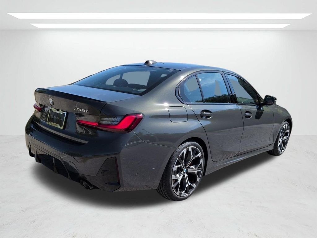 New 2026 Dravit Grey Metallic BMW 330i image 4