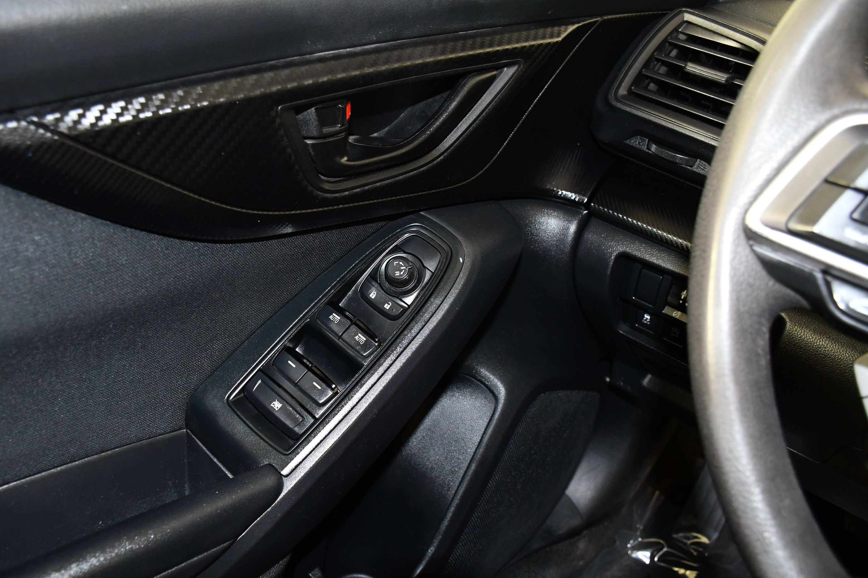 Used 2023 Crystal White Pearl Subaru Base image 33