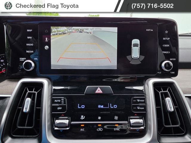 Used 2022 Aruba Green Kia S image 21