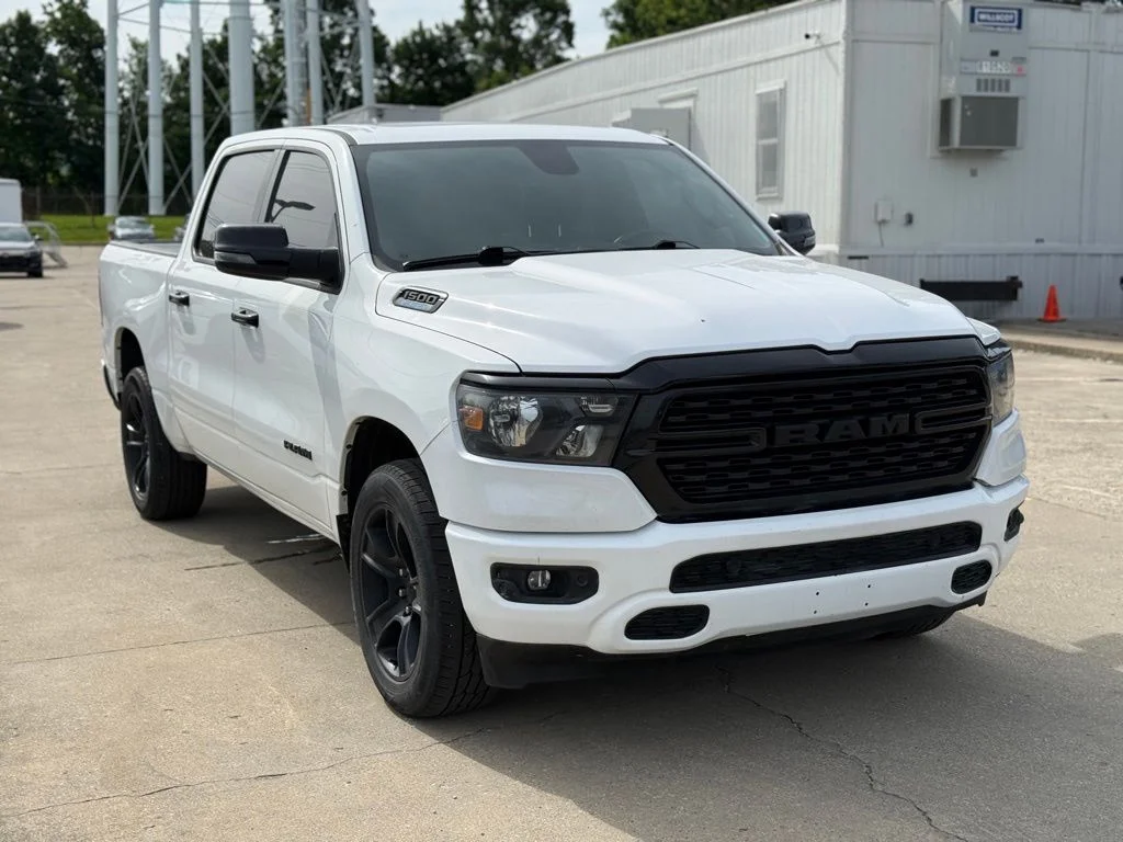Used 2023 White Ram Big Horn/Lone Star image 4