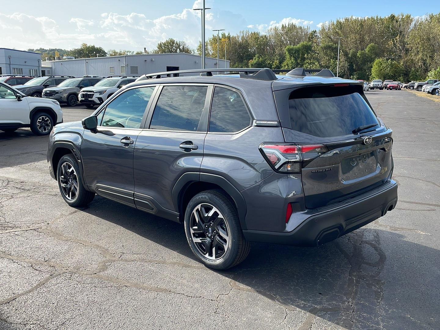 New 2026 MAGNETITE GRAY METALLIC Subaru Limited image 3
