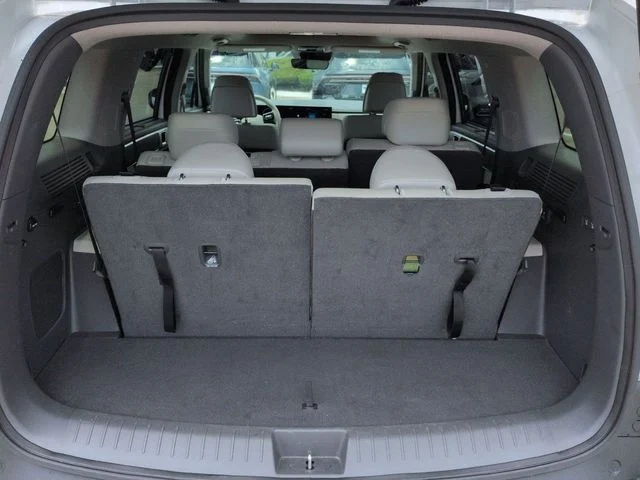 Certified Used 2025 White Hyundai Limited image 13