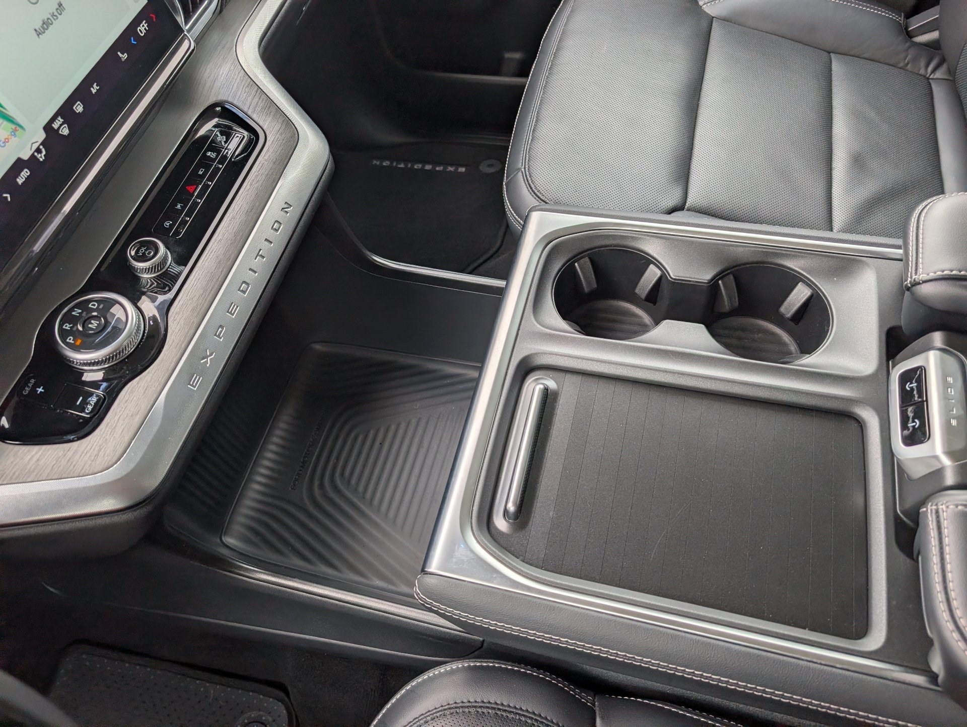 Used 2025 Silver Ford Platinum image 17