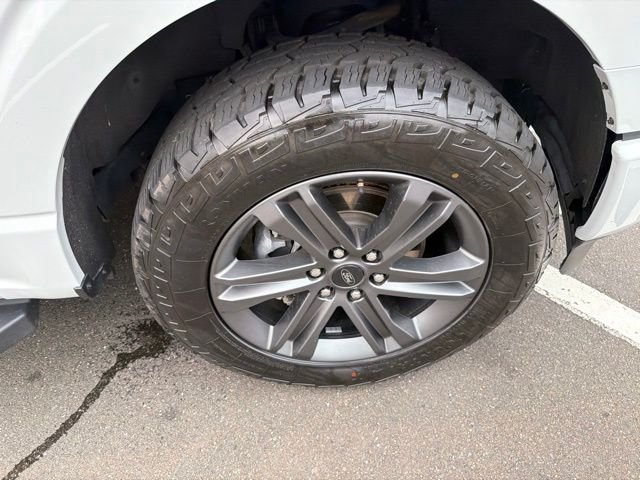 Used 2023 White Ford XLT image 32