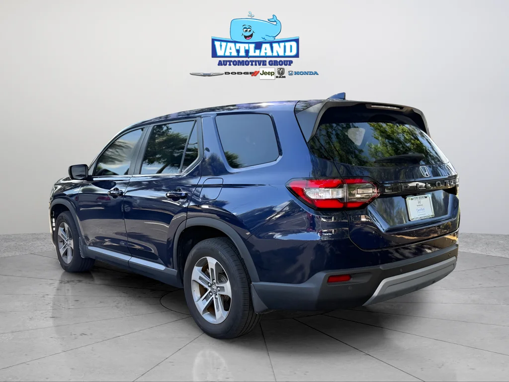 Used 2025 Obsidian Blue Pearl Honda EX-L image 3