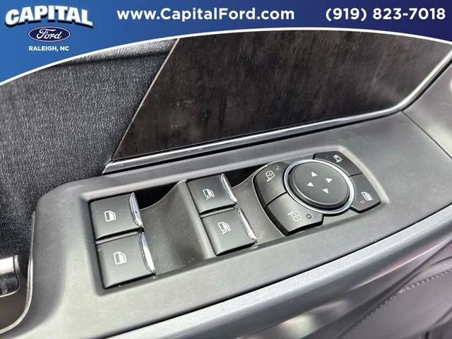 Used 2021 Black Ford Lariat image 20