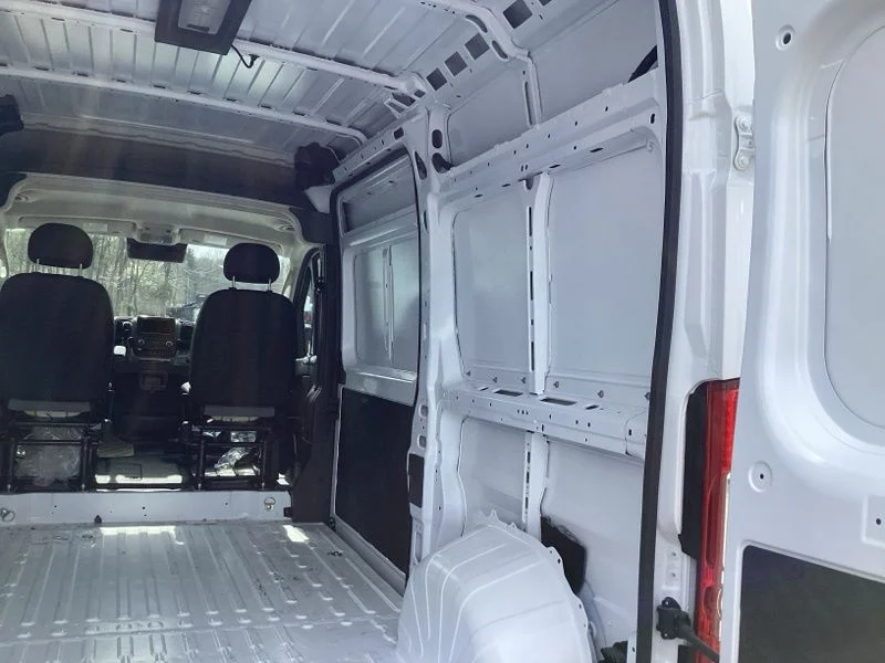 New 2026 Bright White Clear-Coat Exterior Paint RAM High Roof image 15