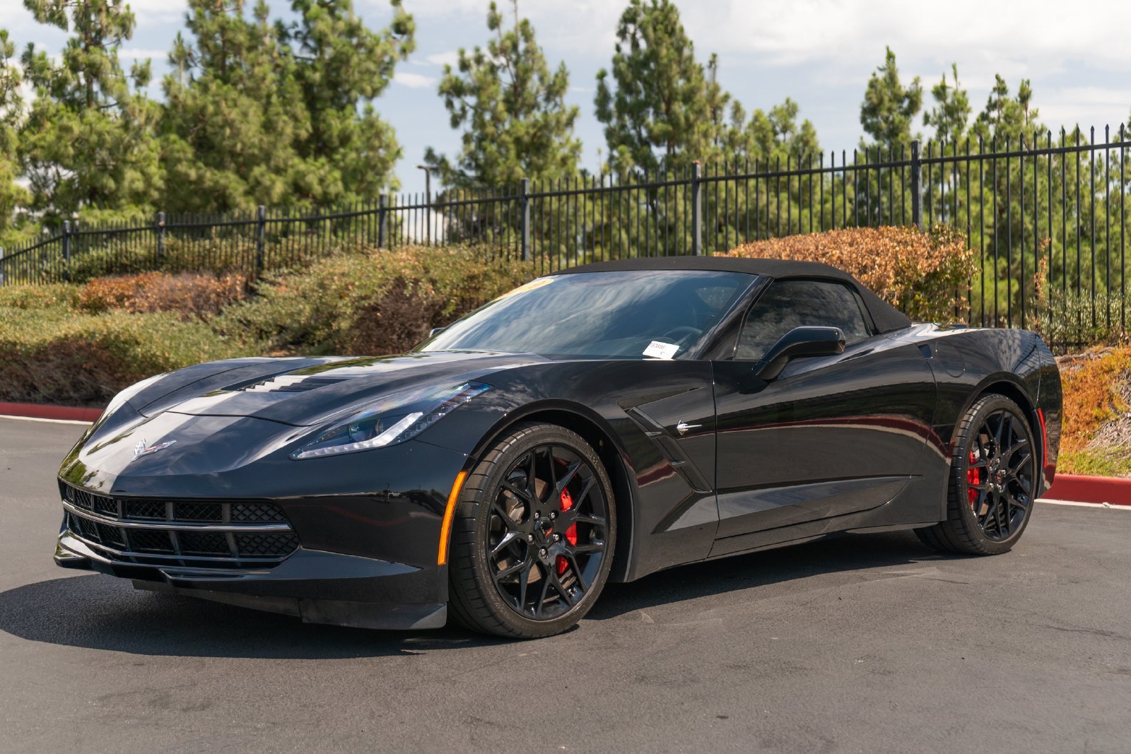 Used 2019 Black Chevrolet Stingray image 5