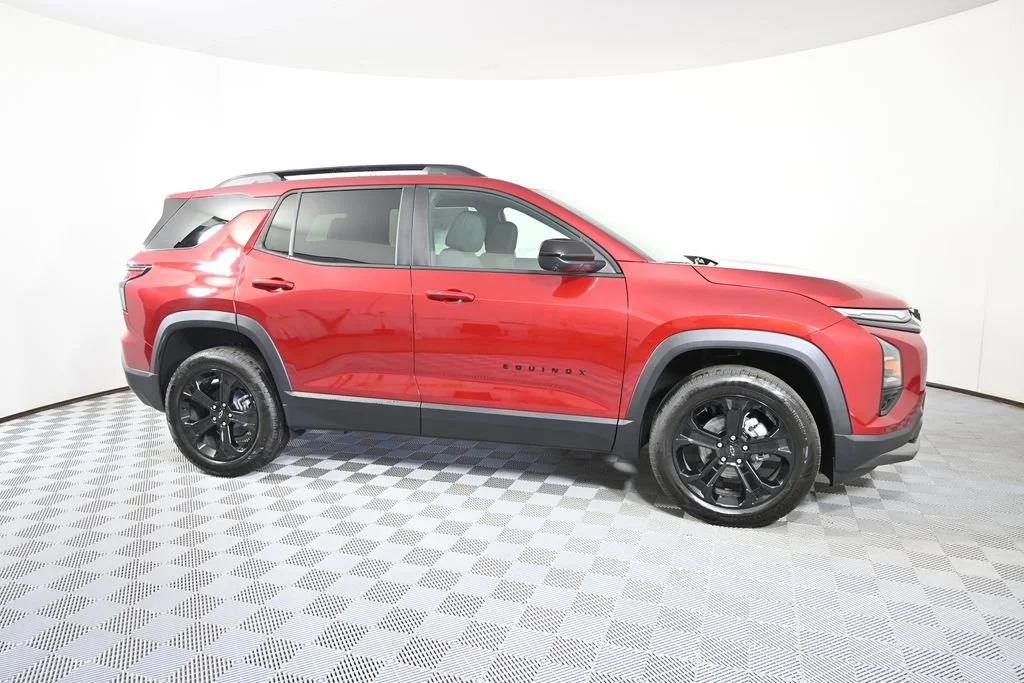 2026 Chevrolet Equinox LT - Photo 8