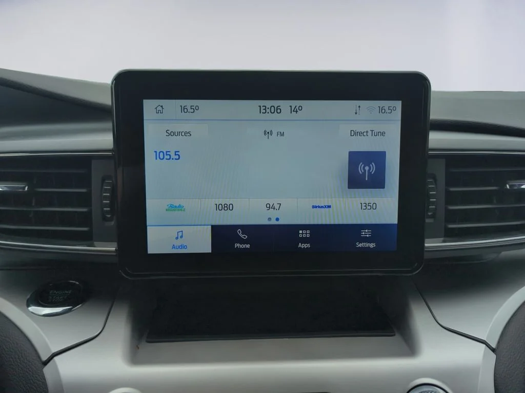 Used 2022 Silver Ford XLT image 13