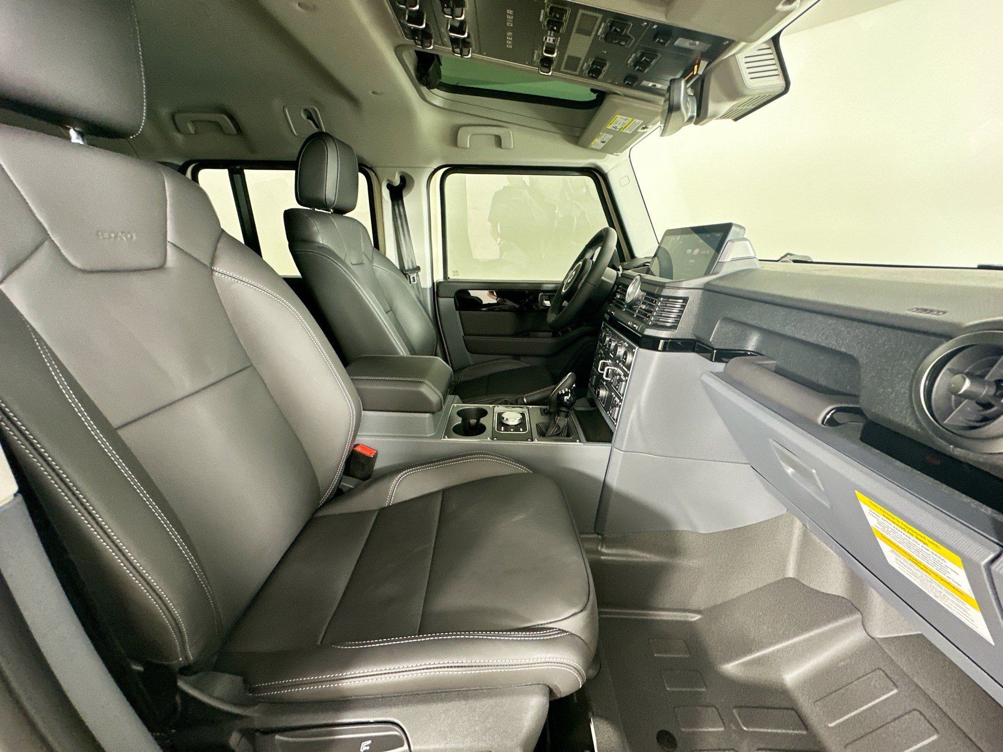 New 2026 Scottish White INEOS Fieldmaster Edition image 48