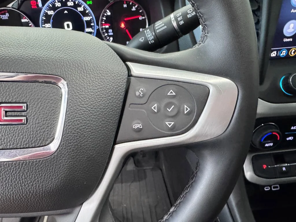 2023 GMC Acadia SLT - Photo 18