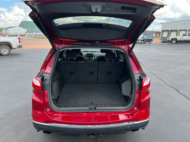 Used 2018 CAJUN RED TINTCOAT Chevrolet LT image 23