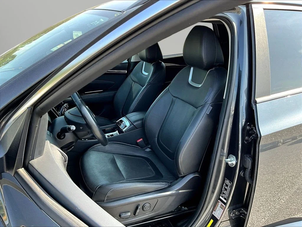 Used 2022 Gray Hyundai SEL image 21