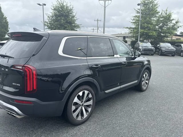 Used 2020 Black Kia EX image 6