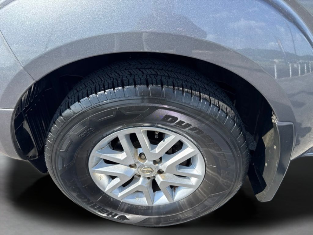 Used 2018 Gun Metallic Nissan SV image 27