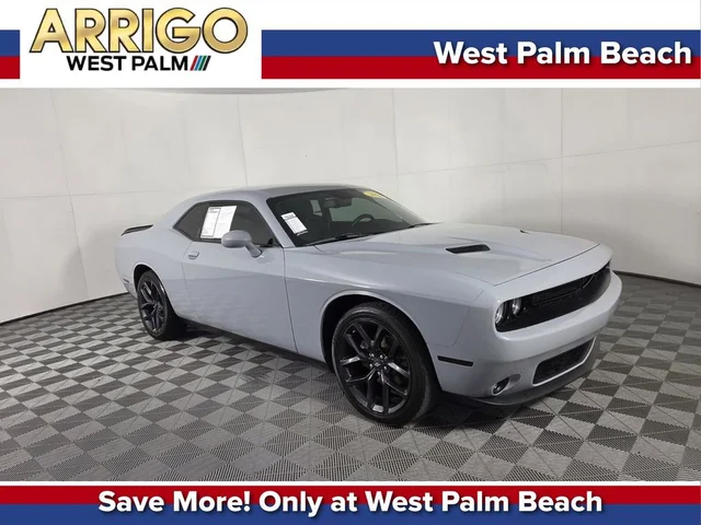 2022 Dodge Challenger SXT