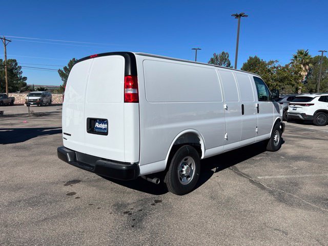 2026 Chevrolet Express Cargo Work Van - Photo 7