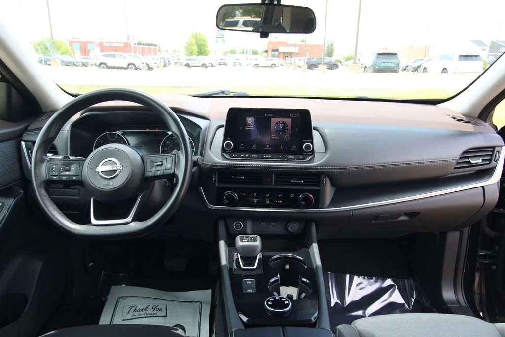 Used 2023 Black Nissan S image 41