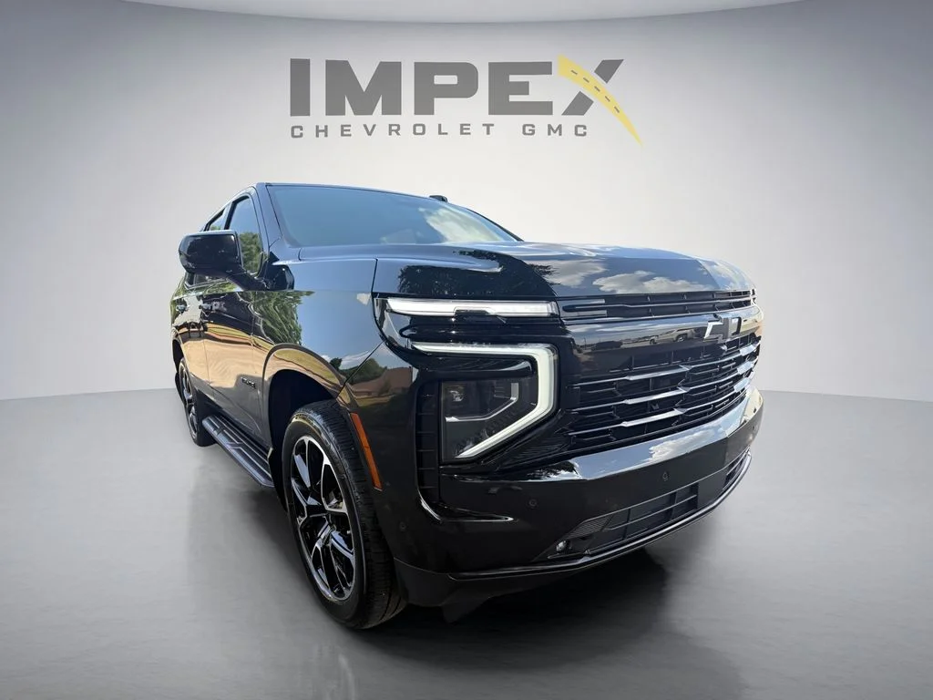 Used 2025  Chevrolet RST image 7