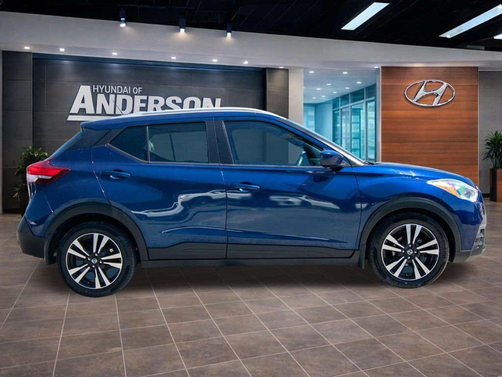 Used 2020 Blue Nissan SV image 15