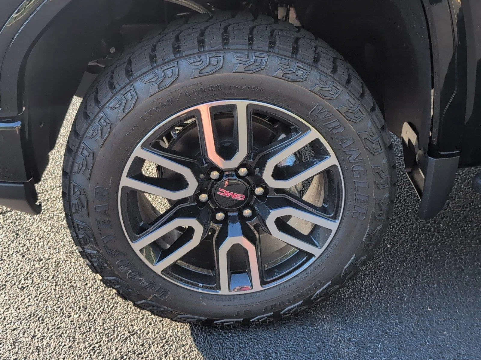 2026 GMC Sierra 1500 AT4 - Photo 11