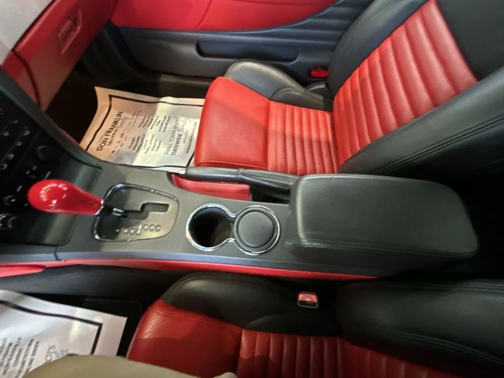 Used 2002 Red Ford Base image 26